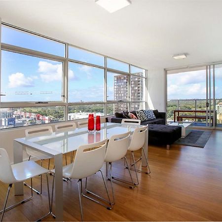 Moore To See - Modern And Spacious 3Br Zetland Apartment With Views Over Moore Park Sydney Exteriör bild