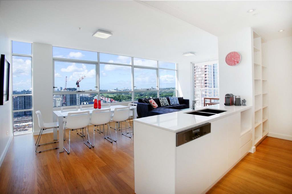 Moore To See - Modern And Spacious 3Br Zetland Apartment With Views Over Moore Park Sydney Exteriör bild